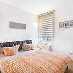- 3 Apartamento *