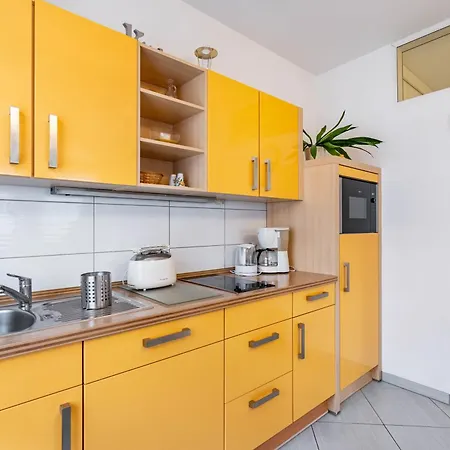 Apartamento - 3 *