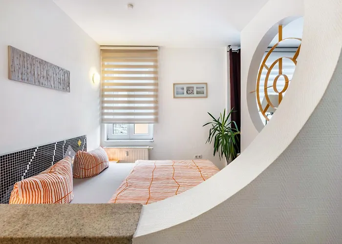 - 3 Appartement